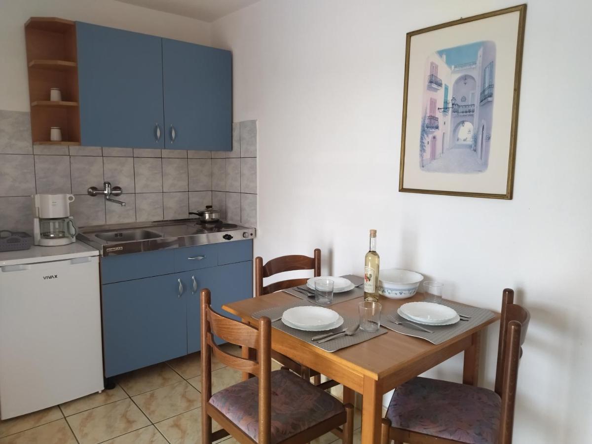 Apartments Kesic Barbat na Rabu Buitenkant foto